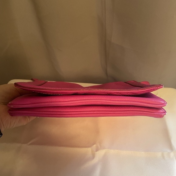 J. CREW HANDBAG TILLARY PURSE NEON HOT PINK LEATHER CROSSBODY FLAP BAG  CLUTCH - Picture 2 of 16